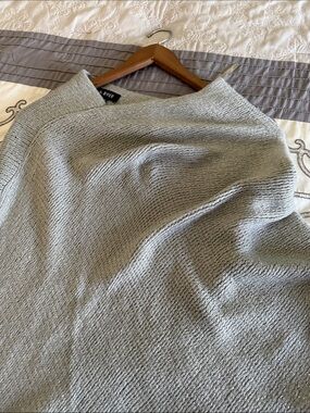 A. Byer Light Gray Knit Poncho